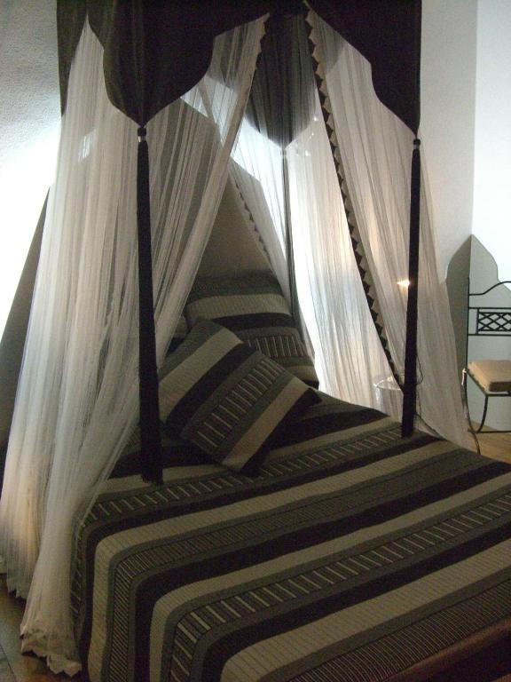 Hotel Archange Орлеан Стая снимка